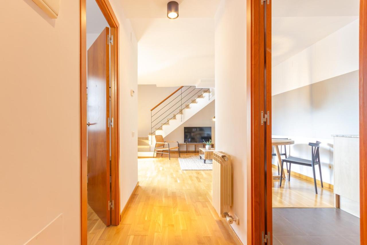 Elegante Duplex En Terrassa, Barcelona Appartement Buitenkant foto