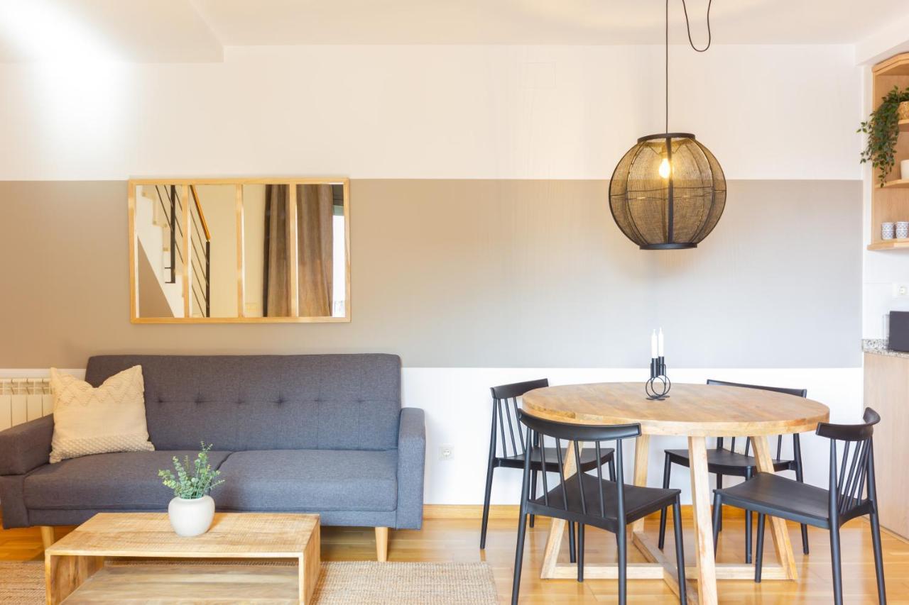 Elegante Duplex En Terrassa, Barcelona Appartement Buitenkant foto
