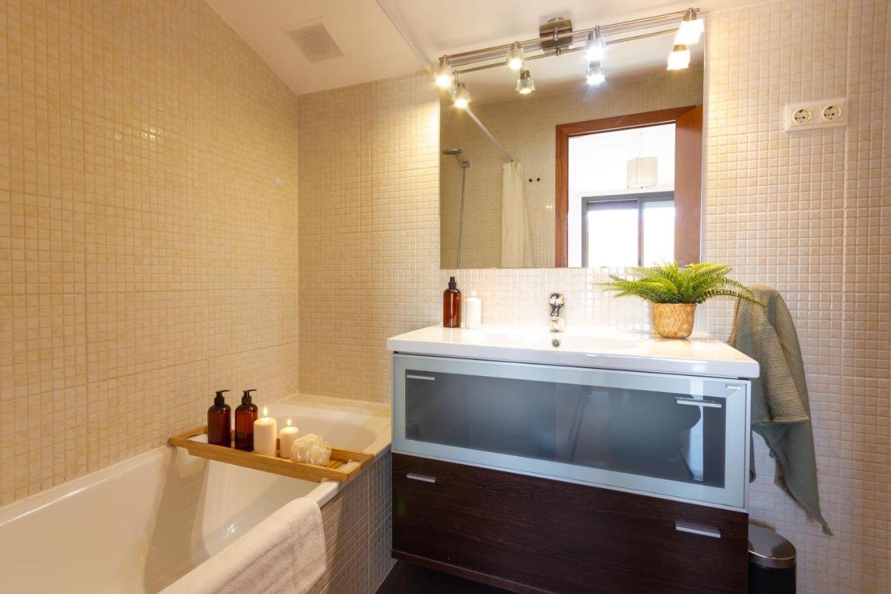 Elegante Duplex En Terrassa, Barcelona Appartement Buitenkant foto